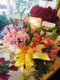 gift combo with flowers 