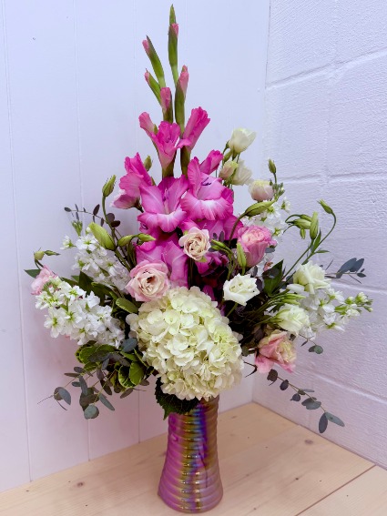 “Glad” you're my Mom Bouquet fresh florals in vase