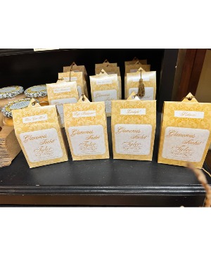 Glamorous Sachet 