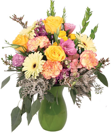 Gleefully Golden Flower Arrangement in Darien, CT | DARIEN FLOWERS