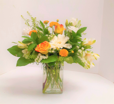 Glowing  Gold  in Tottenham, ON | TOTTENHAM FLOWERS & GIFTS