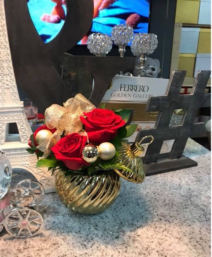 Gold ornament 