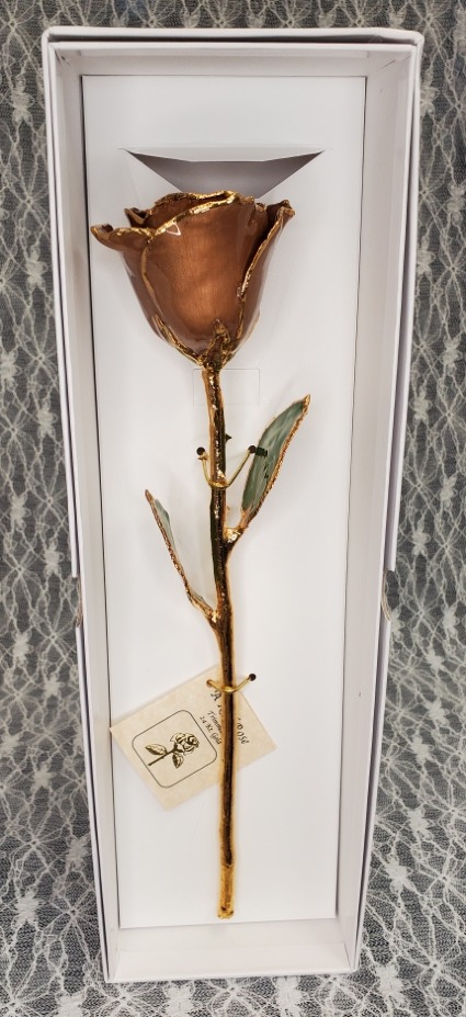 Gold Trimmed Rose in Cinnamon Pearl 