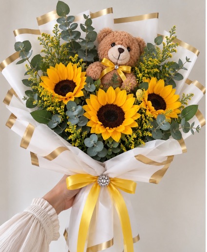Golden Bear Hug Bouquet   Perfect for birthdays, congratulations, get well, thinking of you, thank you, or just because.