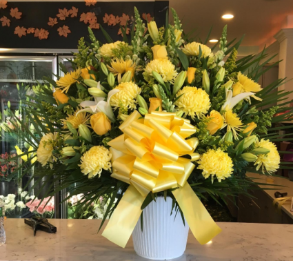 GOLDEN GOODBYE BASKETS
