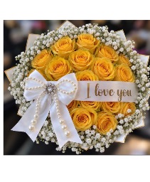 Golden Love Pearl Trend Bouquet Anniversary • Birthday • Romance • Just Because • 