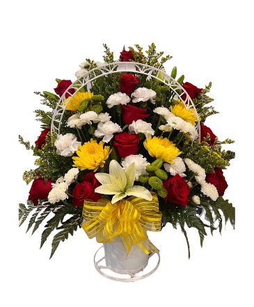 Golden Remembrance Sympathy Basket Sympathy in Deer Lake, NL | Parsons Floral