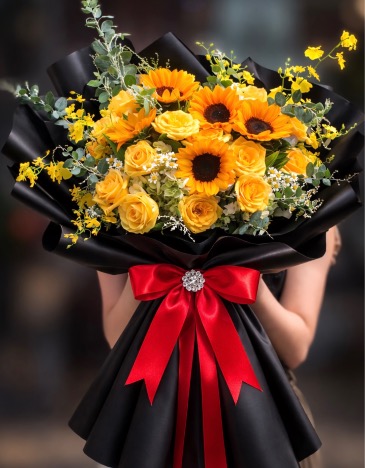 Golden Spring Love Any special occasion  in Kissimmee, FL | Blooms To You