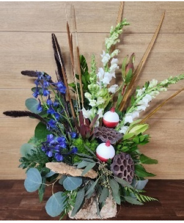 Gone Fishin' Floral Design in Morris, IL | CLASSIC FLORAL DESIGN