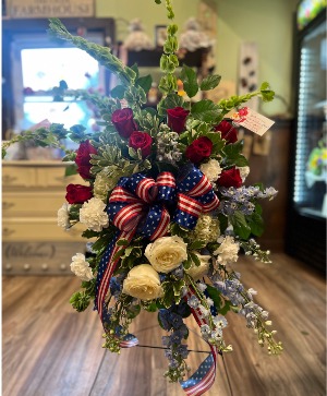 Grace & Glory Standing Spray