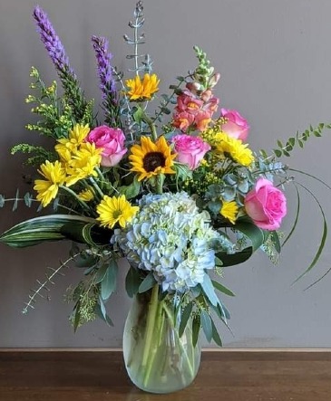 Graceful Garden  in Brighton, IL | Leanne's Pretty Petals
