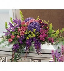 Gracious Tribute Arrangement