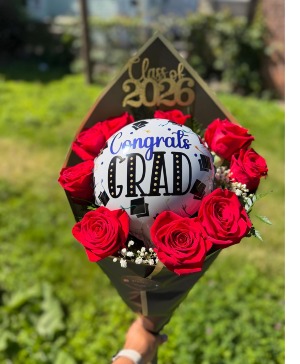 Grad red  bouquet 