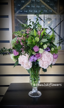 Grand Garden Elegance Floral Bouquet