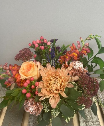 Grateful Hearts   in Etobicoke, ON | THE POTTY PLANTER FLORIST