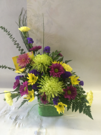 Green Spider Mum Floral Arrangement 