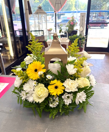 Guiding Light Lantern Sympathy Arrangement