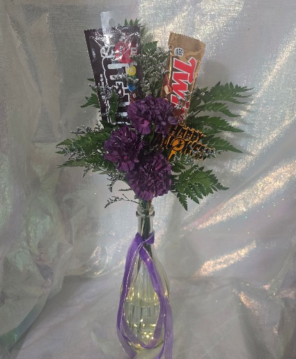 Halloween candy & flowers Vase Arrangement