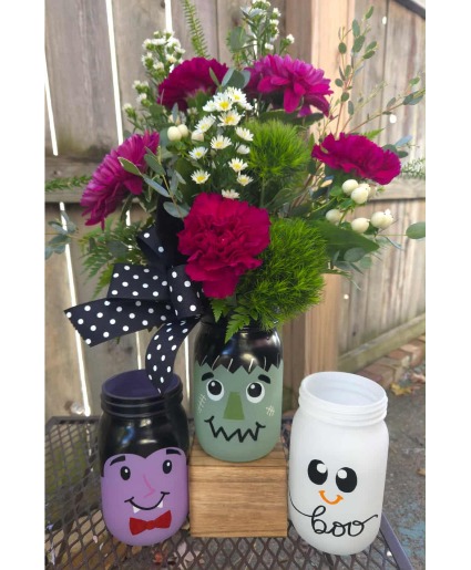 Halloween jar arrg WE ONLY HAVE THE GHOST CONTAINER LEFT