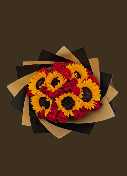 Hand bouquet roses and sunflowers 2 Hand bouquet roses and sunflowers 2 