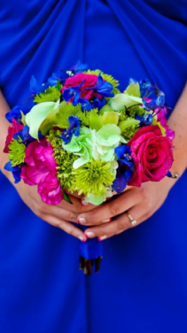  Hand Held Beautiful Mix Arrangement