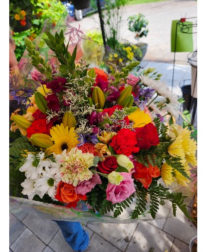 Hand held Beauty! Created by Ann Designer's Choice Bouquet