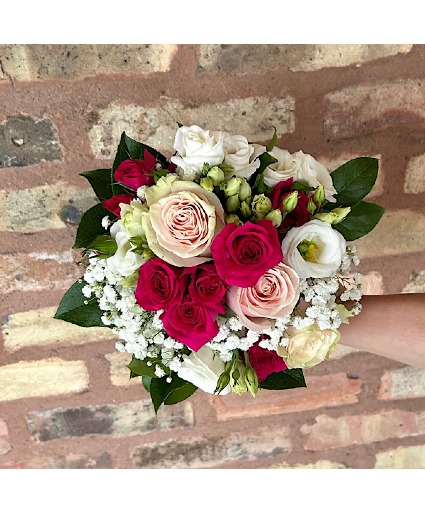Hand Tied 5 Hand Tied/ Nosegay
