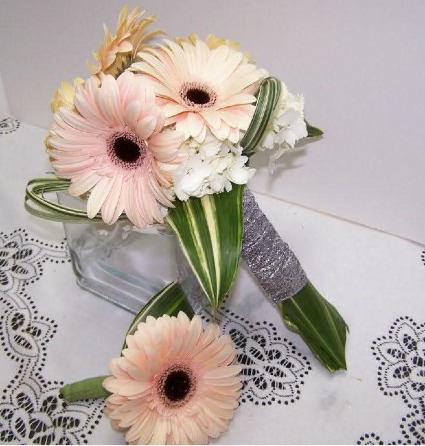 Hand Tied Bouquet and Boutonniere Set 
