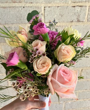 Hand Tied Bouquet - Mother's Day No vase