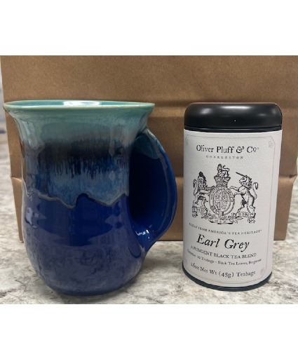 Handwarming Mug & Tea Basket 