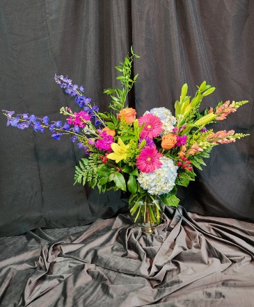 Hannah Luxury Vase of Flowers in Charlotte, NC | Flowers Plus