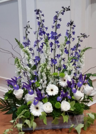 Hanukkah Celebration Flower Arrangement in Chappaqua, NY | MONET'S GARDEN
