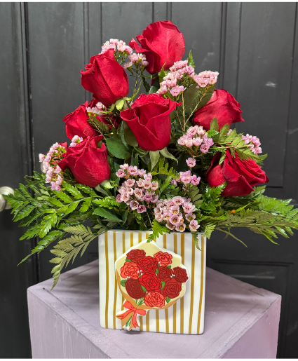 Happy Everything Large Cube With Dozen Roses 