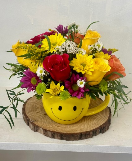happy mug mixed roses fresh flower