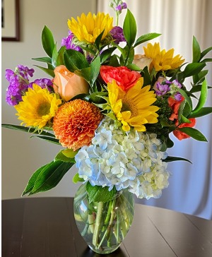 Happy Thoughts Flower Arrangement