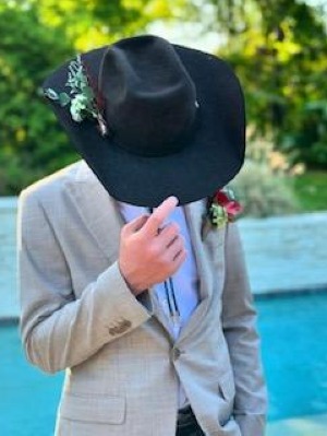 hatband boutonniere 