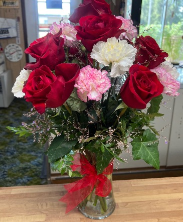 HCF ROSES & CARNATIONS  All occasions  in Angola, IN | HALSEY'S COUNTRY FLOWERS