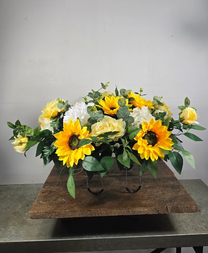 Headstone Saddle Silks