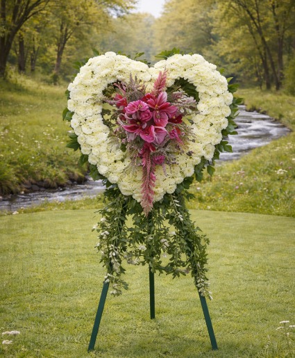 K624 Heart and Love Funeral Tribute Heart on an Easel 