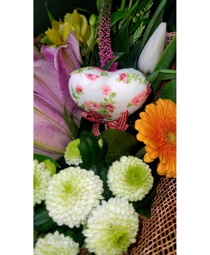 Handtied With Heart 