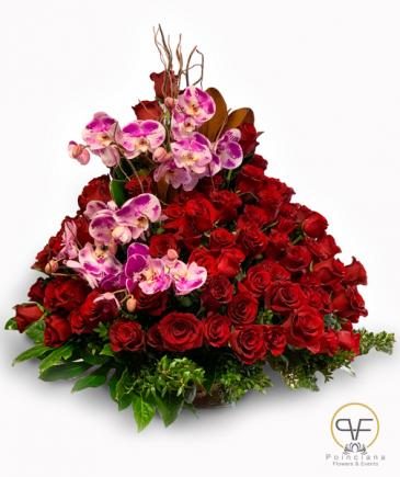 Heart of Flowers  in Miami Springs, FL | POINCIANA FLOWERS AND EVENTS