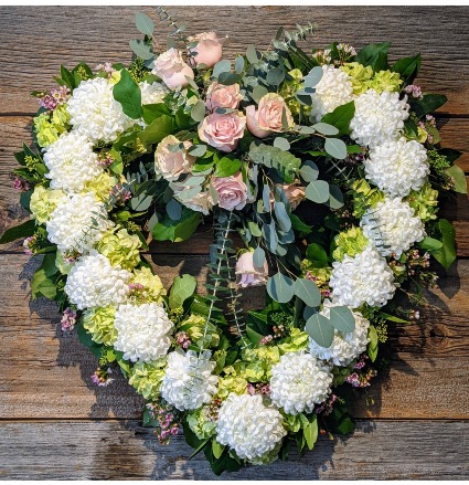 Heart Shape Wreath 24 " wreaths 