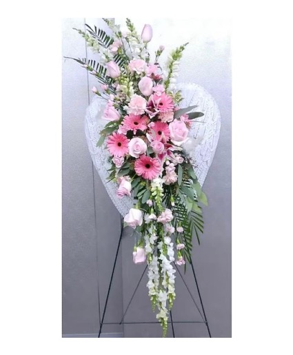 Heart wings standing spray flower 