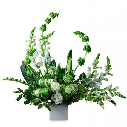 Heartfelt Remembrance Memorial Premium Arrangement