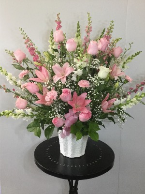 Heartfelt Tribute Funeral Flowers 