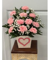 Heartful one sided arrangement in a wooden box