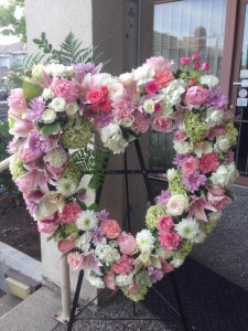 Hearts Eternal™ Easel  