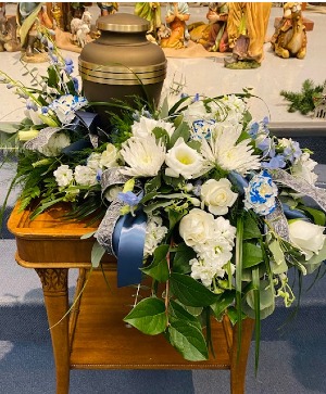 Heavenly Hues Cremation Arrangement