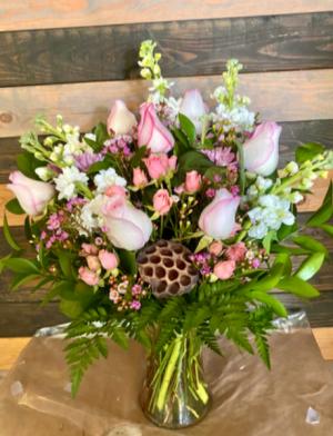 Oohh laa laa Fresh flower arrangement 