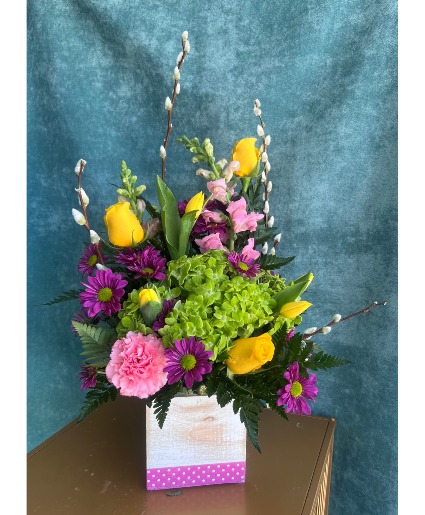 HIGH NOON FLOWER ARRANGEMENT